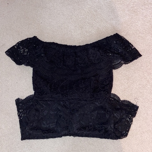 Off shoulder romper - Picture 2 of 4